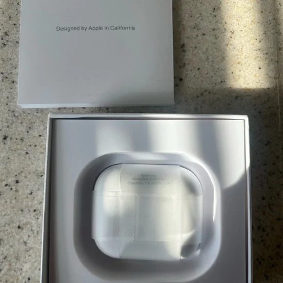 Apple AirPods White